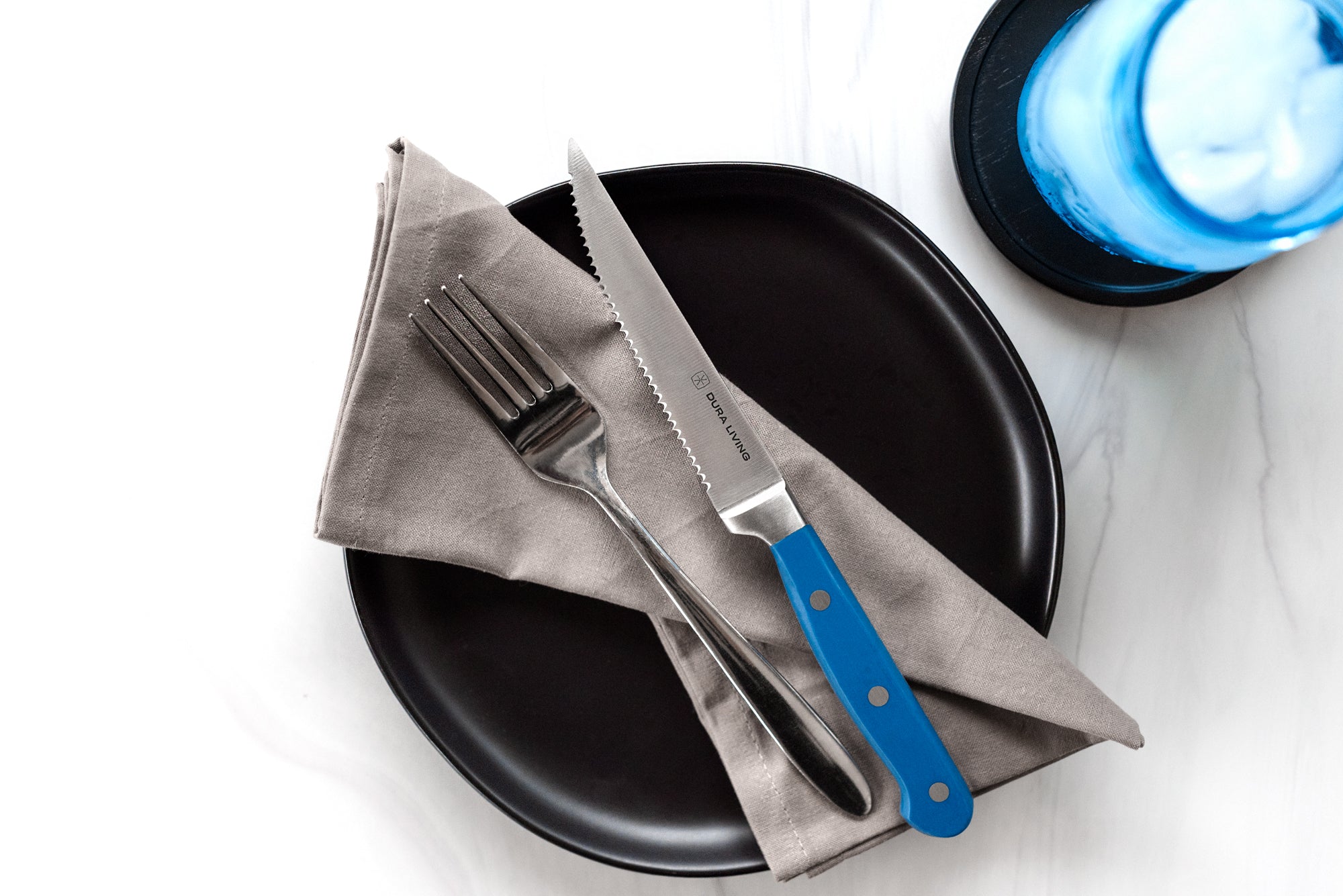 Superior Set of 8 Steak Knives - Royal Blue